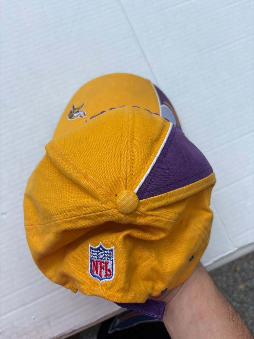 Vintage Reebok Minnesota Vikings NFL Pro Line Strapback Hat - Picture 6 of 6